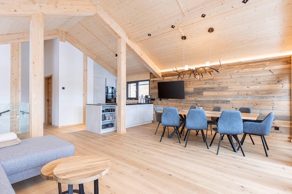Foto van Sfeervol chalet met Finse sauna - Vakantiehuis in Turrach - DiningRoom