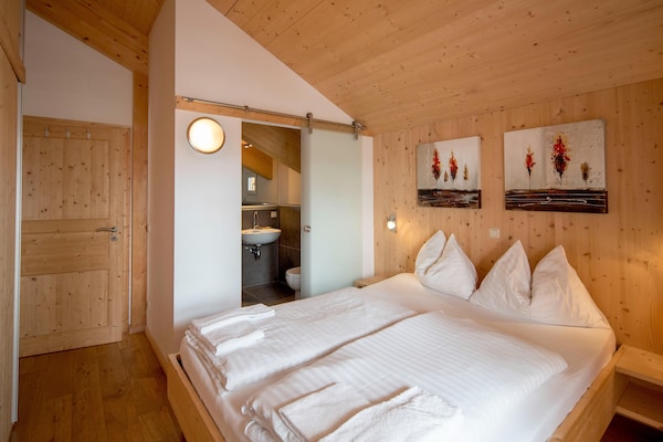 Foto van Sfeervol chalet met hottub - Vakantiehuis in Turracherhöhe - BedRoom