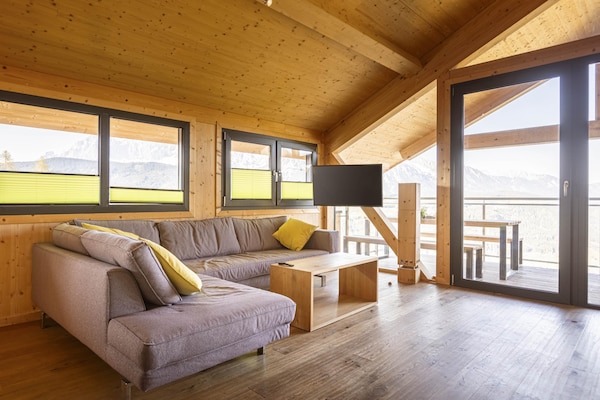 Foto van Premium chalet met sauna - Vakantiehuis in Schladming - Pichl, Ennstal - LivingRoom