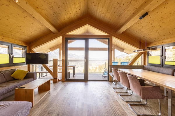 Foto van Premium chalet met sauna - Vakantiehuis in Schladming - Pichl, Ennstal - LivingRoom
