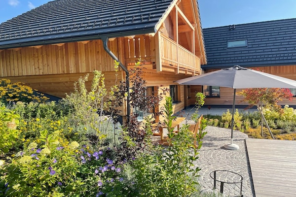 Foto van Premium chalet in Tauplitz met sauna en zwembad - Vakantiehuis in Bad Mitterndorf - ExteriorSummer
