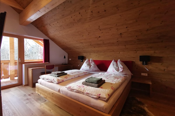 Foto van Premium chalet in Tauplitz met sauna en zwembad - Vakantiehuis in Bad Mitterndorf - BedRoom