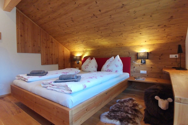 Foto van Premium chalet in Tauplitz met sauna en zwembad - Vakantiehuis in Bad Mitterndorf - BedRoom