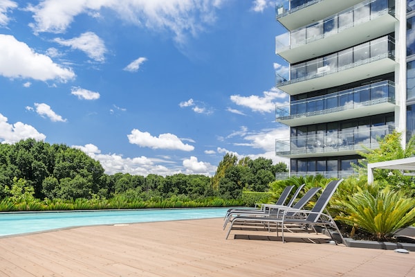 Foto van 1-slaapkamerappartement met uitzicht, zwembad, fitness, BBQ en parking - PoolOfHouse