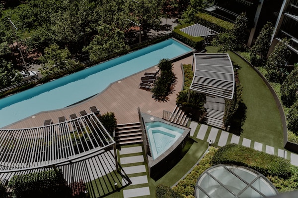 Foto van 1-slaapkamerappartement met uitzicht, zwembad, fitness, BBQ en parking - PoolOfHouse