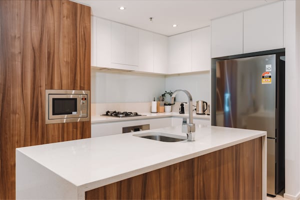 Foto van 1-slaapkamerappartement met uitzicht, zwembad, fitness, BBQ en parking - Kitchen