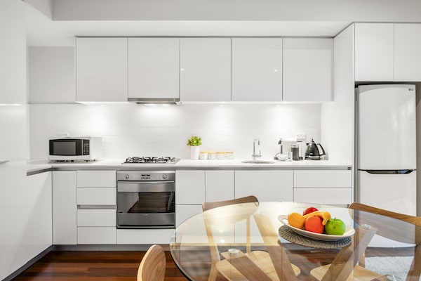 Foto van Trendy Prahran appartement met 1 slaapkamer en balkon - BedRoom