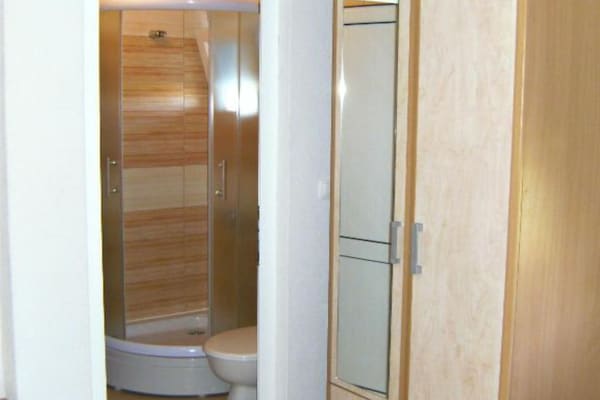 Foto van Quadruple room with Balcony - Vakantiehuis in Medugorje - BedRoom