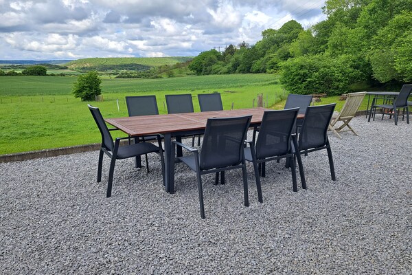Foto van Vakantiehuis Viroinval voor zeven personen - Vakantiehuis in Viroinval - TerraceBalcony