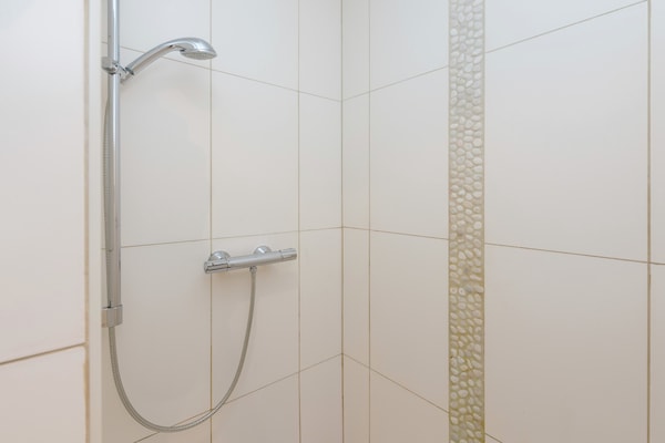 Foto van Bertrixmolen met sauna - Vakantiehuis in Bertrix - BathRoom