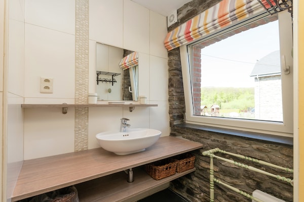 Foto van Bertrixmolen met sauna - Vakantiehuis in Bertrix - BathRoom