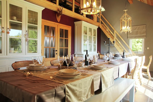 Foto van Houffalize Boszicht Villa - Vakantiehuis in Wibrin - DiningRoom