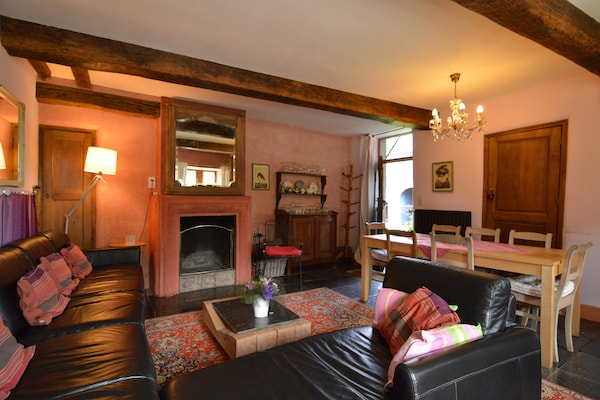 Foto van Elegant verblijf, Comblain-Fairon - Vakantiehuis in Comblain-Fairon - LivingRoom
