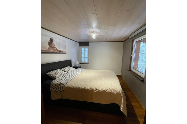 Foto van Vakantiehuis in de Ardennen met prachtig uitzicht - Vakantiehuis in Aywaille - BedRoom