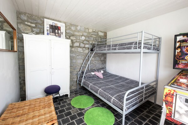 Foto van Vakantiehuis bij Knebelsrod Ederbergland - Vakantiehuis in Hastière par Dela - BedRoom