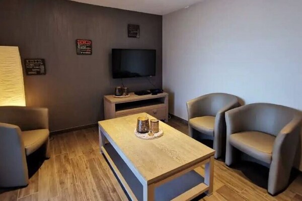 Foto van Luxe chalet in Beauraing met 2 sauna's - Vakantiehuis in Beauraing - RecreationRoom