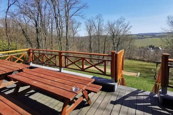Foto van Luxe chalet in Beauraing met 2 sauna's - Vakantiehuis in Beauraing - TerraceBalcony