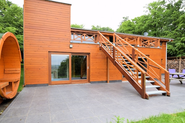 Foto van Luxe chalet in Beauraing met 2 sauna's - Vakantiehuis in Beauraing - ExteriorSummer