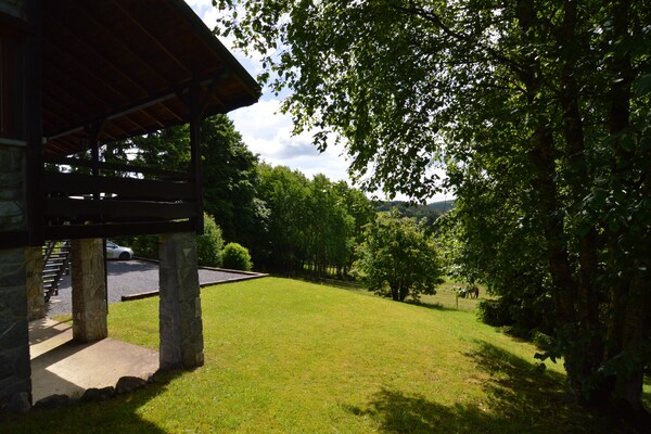 Foto van Rustig toevluchtsoord in de Ardennen - Vakantiehuis in Vencimont - ExteriorSummer