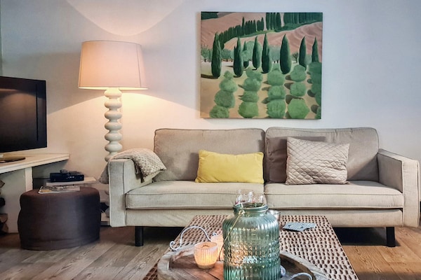 Foto van Charmant vakantiehuis met tuin voor 6 - Vakantiehuis in Weris - LivingRoom