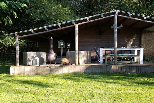 Foto van Charmant vakantiehuis met tuin voor 6 - Vakantiehuis in Weris - Terrace