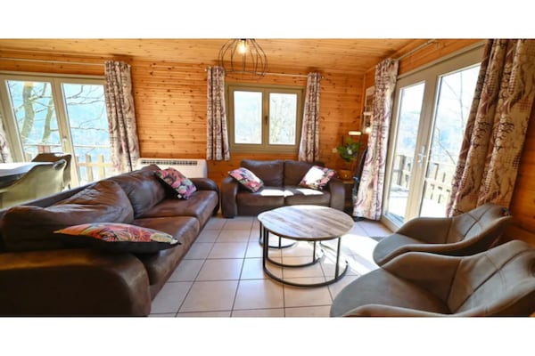 Foto van Vakantiehuis in La Roche met Sauna & Natuur - Vakantiehuis in La Roche - LivingRoom