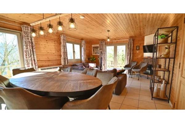 Foto van Vakantiehuis in La Roche met Sauna & Natuur - Vakantiehuis in La Roche - LivingRoom