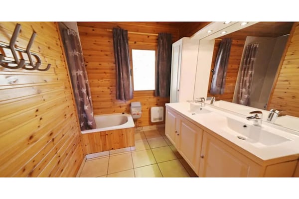 Foto van Vakantiehuis in La Roche met Sauna & Natuur - Vakantiehuis in La Roche - BathRoom