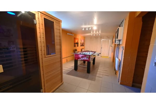 Foto van Vakantiehuis in La Roche met Sauna & Natuur - Vakantiehuis in La Roche - RecreationRoom