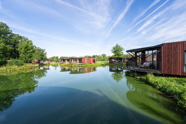 Foto van Comfortabel verblijf in Antoing - Vakantiehuis in Antoing - ExteriorSummer