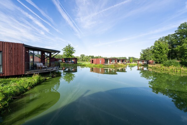 Foto van Comfortabel verblijf in Antoing - Vakantiehuis in Antoing - ExteriorSummer