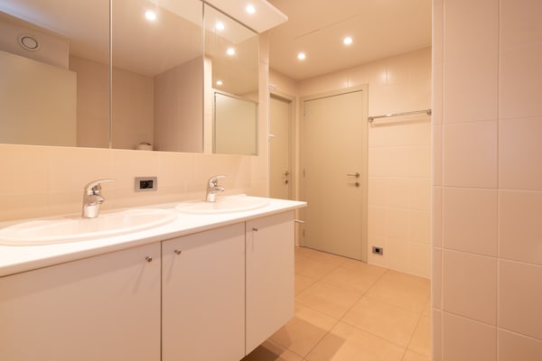 Foto van Appartement in Middelkerke bij Casino - Vakantiehuis in MIDDELKERKE - BathRoom