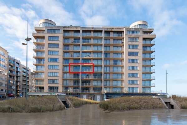 Foto van Appartement in Middelkerke bij Casino - Vakantiehuis in MIDDELKERKE - ExteriorSummer
