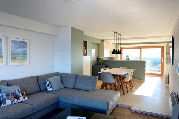 Foto van Zolderappartement in Nieuwpoort aan het strand - Vakantiehuis in Nieuwpoort - LivingRoom