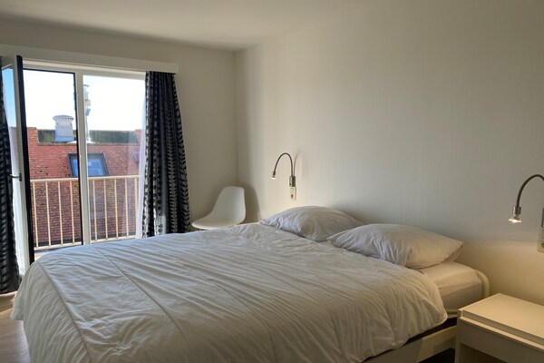 Foto van Appartement in Nieuwpoort met Zeezicht - Vakantiehuis in Nieuwpoort - BedRoom