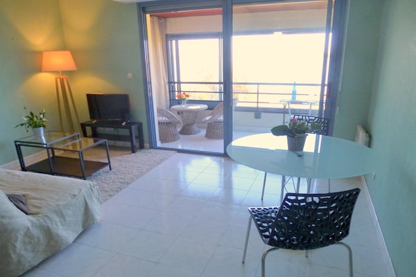 Foto van Ontspan elke ochtend met uitzicht op zee - Vakantiehuis in Roscoff - LivingRoom