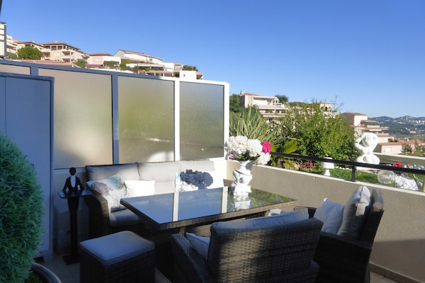 Foto van Appartement in Cannes met zeezicht - Vakantiehuis in Mandelieu-la-Napoule - Kitchen