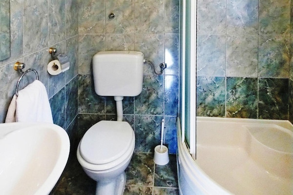 Foto van Appartement op Vir bij het strand - Vakantiehuis in Vir - BathRoom