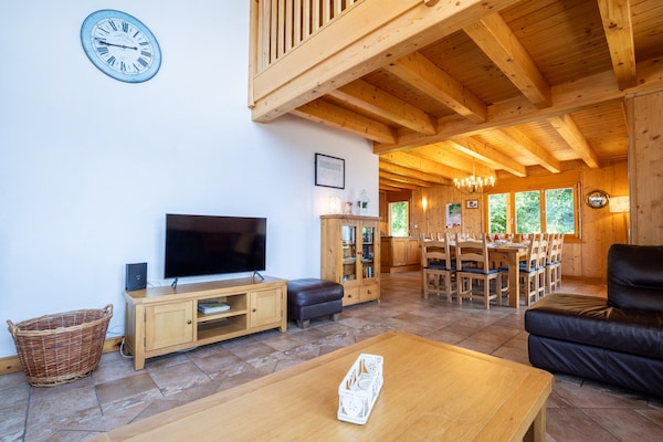 Foto van Chalet in Veysonnaz met balkon - Vakantiehuis in Veysonnaz - LivingRoom