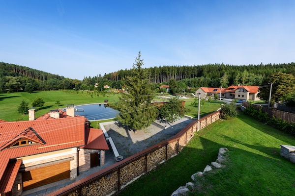 Foto van Villa in Varvažov met Tuinparadijs - Vakantiehuis in Varvažov - Outdoor