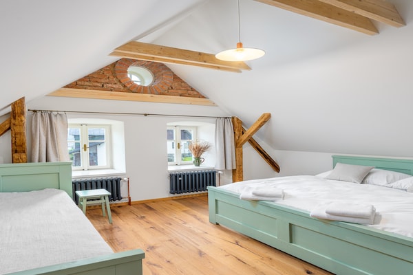 Foto van Villa in Bohemen met sauna - Vakantiehuis in Desná - BedRoom