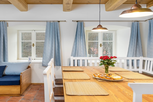 Foto van Villa in Bohemen met sauna - Vakantiehuis in Desná - CoffePlace