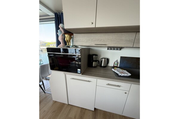 Foto van 1-slaapkamer woonboot - Vakantiehuis in Braunsbedra - Untagged