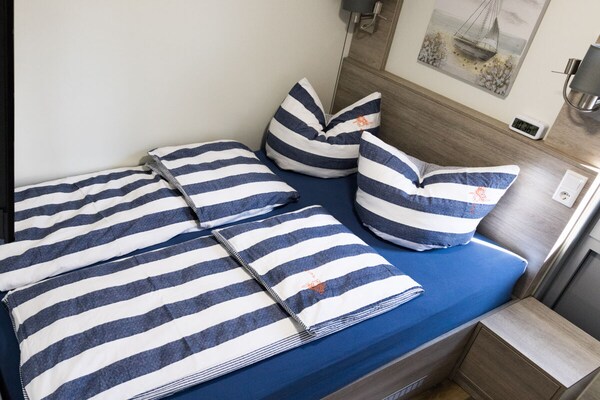 Foto van 1-slaapkamer woonboot - Vakantiehuis in Braunsbedra - Untagged