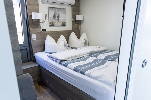 Foto van 1-slaapkamer woonboot - Vakantiehuis in Braunsbedra - Untagged