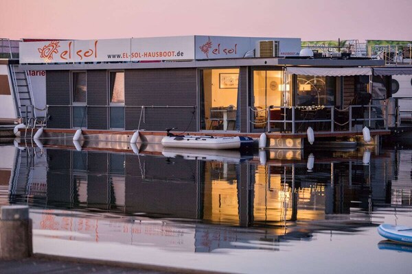 Foto van 1-slaapkamer woonboot - Vakantiehuis in Braunsbedra - Untagged