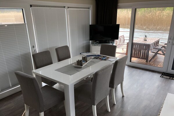 Foto van 1-slaapkamer woonboot - Vakantiehuis in Bitterfeld-Wolfen - Untagged