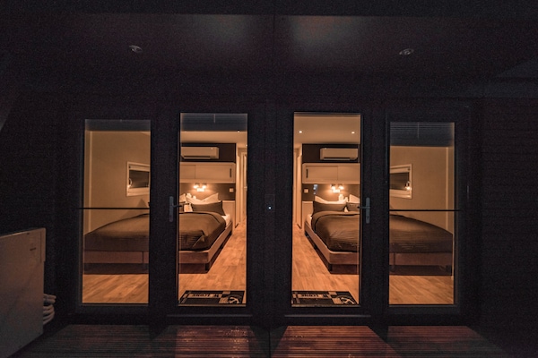Foto van 1-slaapkamer woonboot - Vakantiehuis in Bitterfeld-Wolfen - Untagged