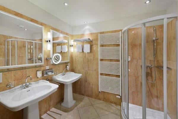 Foto van Schwielowsee Hotel Standaard tweepersoonskamer - Vakantiehuis in Werder - BathRoom