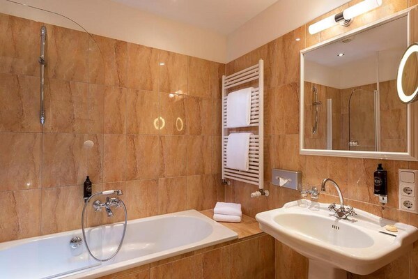 Foto van Sunday Resort Schwielowsee 2-Slaapkamersuite - Vakantiehuis in Werder - BathRoom